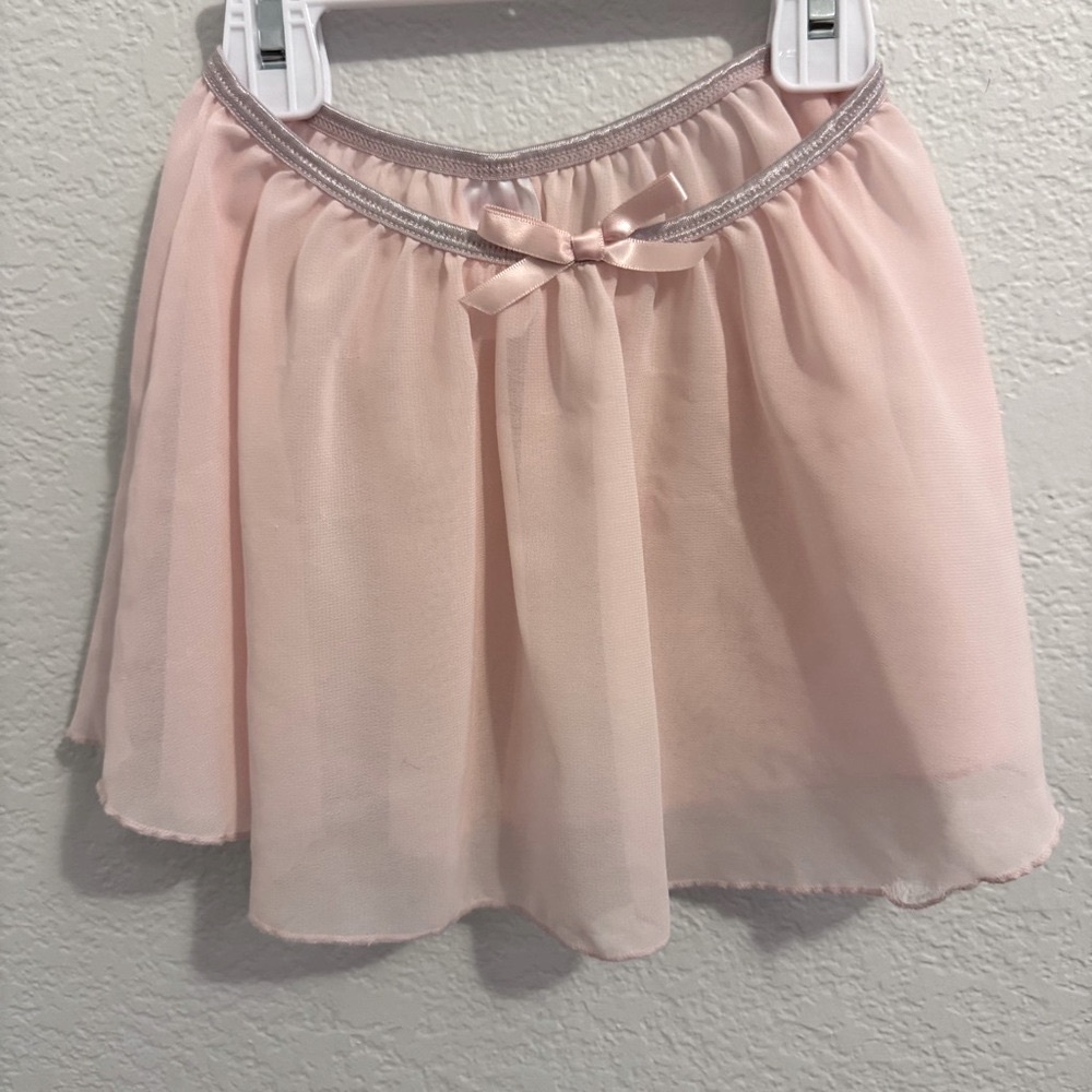 Bundle, Cat & Jack Light Pink Dance/Ballet Leotards and Skirt. Size 6/6X and 7/8 - Picture 14 of 17